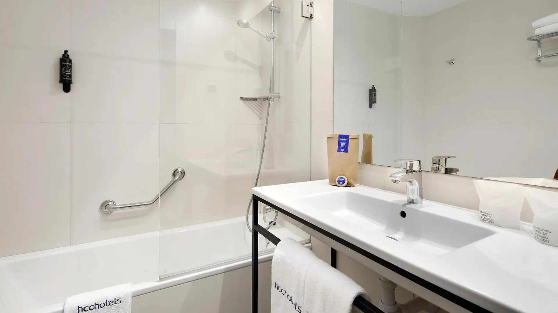 ***  Hcc Taber Hotel Barcelona Spain
