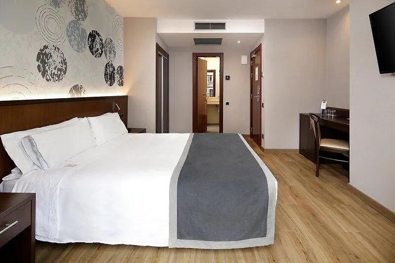 ***  Hcc Taber Hotel Barcelona Spain